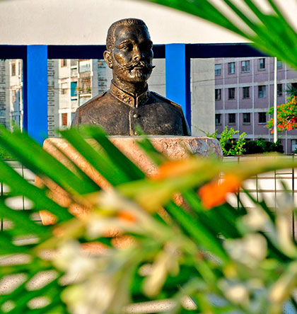 Obelisco a Antonio Maceo, Santa Clara, Cuba. Obelisco a Antonio Maceo, Santa Clara, Cuba.