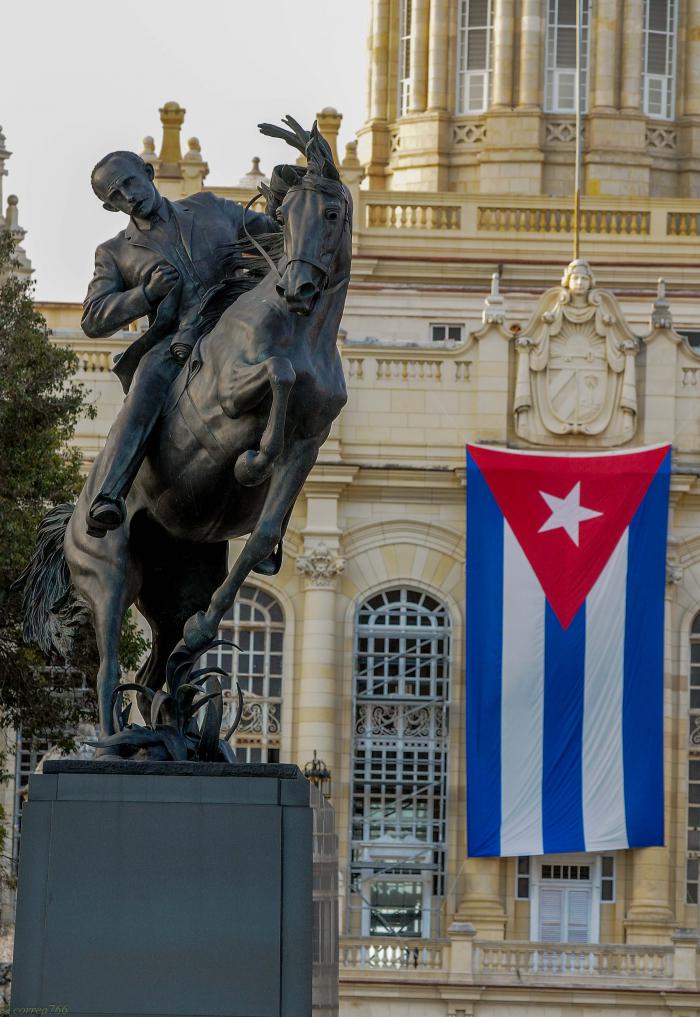 Estatua ecuestre de Martí­ en La Habana