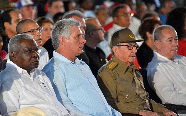 Presidencia acto 26 de julio