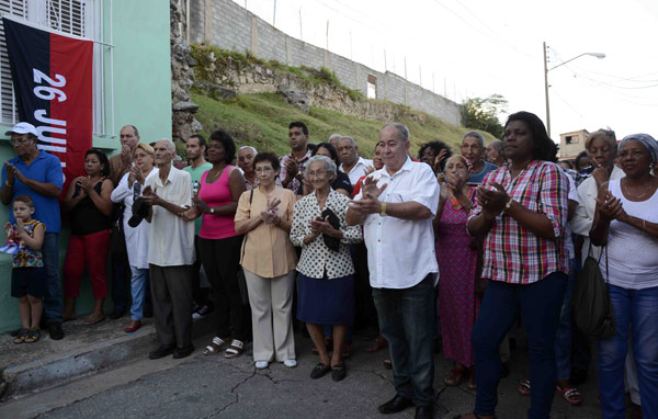 Ofrendas a Frank Paí­s