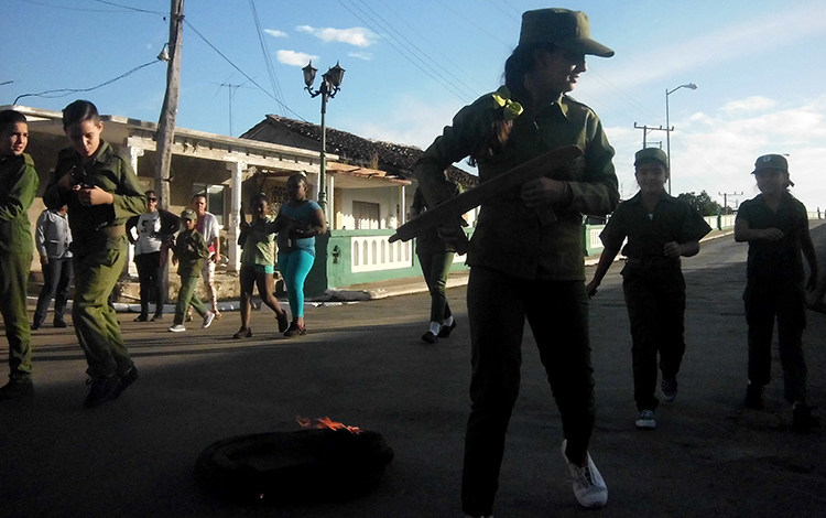 Toma simbólica a Santo Domingo.