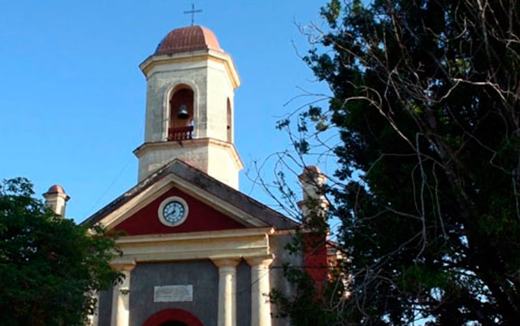 Iglesia Nuestra Señora de los Dolores, de Santo Domingo, Villa Clara, Cuba.