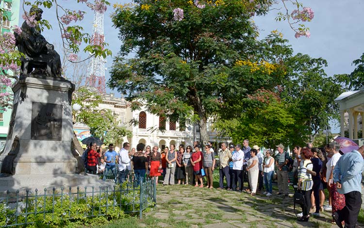 Homenaje a Marta Abreu