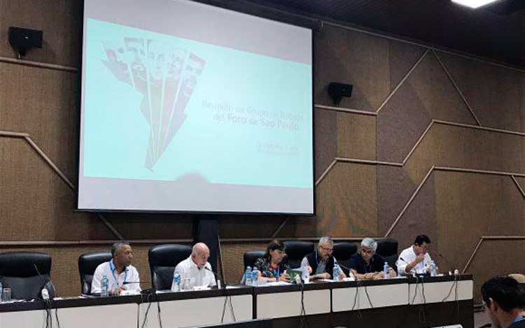 Dí­az-Canel y Machado Ventura durante la reunión del Grupo de Trabajo del Foro de Sao Paulo.