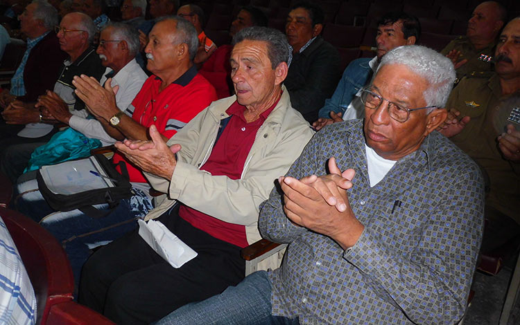Combatientes de Villa Clara en su asamblea provincial.