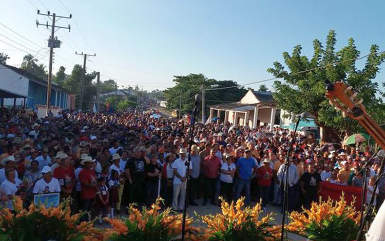 Pueblo de Taguayabón, Camajuaní, Villa Clara, en la celebración nacionnal del Día Internacional de la Mujer Rural.
