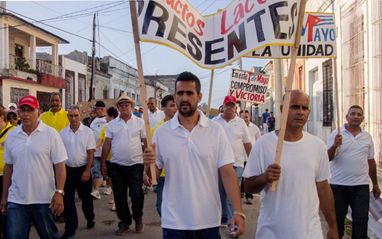 Desfile del Primero de Mayo en Sagua la Grande.