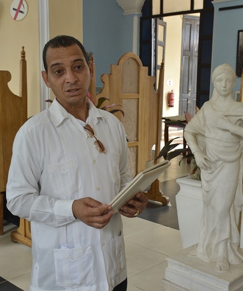 Manuel Soliño Guevara (Pionero), trabajador del Complejo Gastronómico Cultural Santa Rosalía Manuel Soliño Guevara (Pionero), trabajador del Complejo Gastronómico Cultural Santa Rosalía