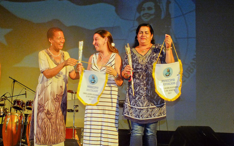 Gala Federación de Mujeres Cubanas