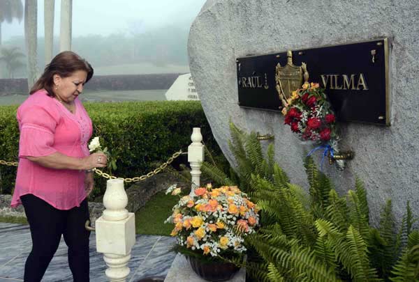 Homenaje a Vilma Espí­n en Segundo Frente