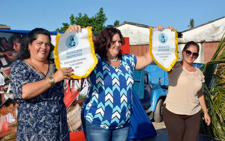 Acto aniversario FMC, Encrucijada, Villa Clara