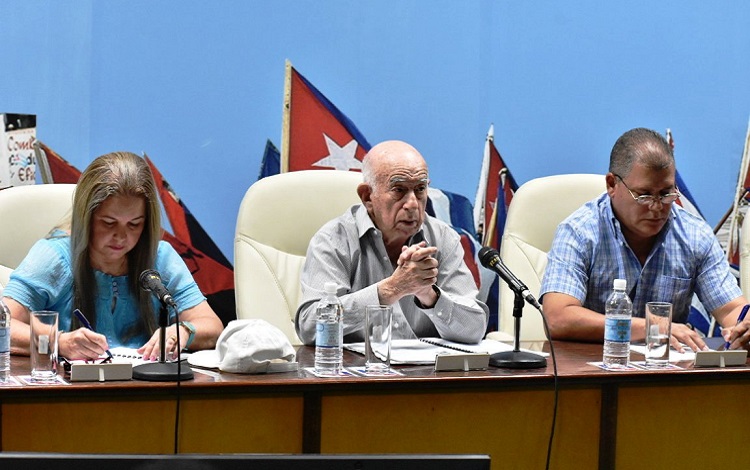 Machado Ventura presidió el Pleno Extraordinario del Partido en Villa Clara