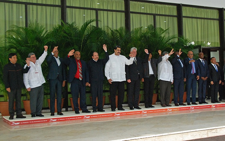 Jefes de Estado de la Cumbre ALBA-TCP.