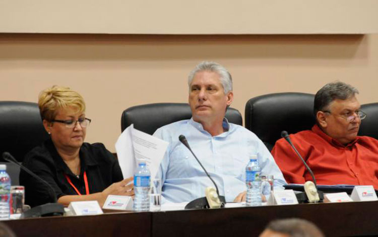Miguel Díaz-Canel en el Décimo Congreso de la Upec.
