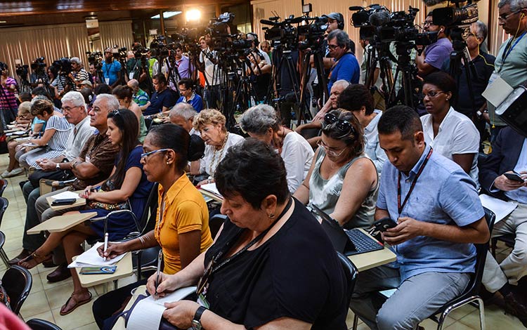 Periodistas en conferencia de prensa del canciller cubano, Bruno Rodrí­guez Parrilla, el 3 de octubre de 2017.