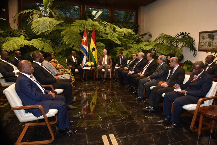 Miguel Dí­az-Canel y el Presidente de Ghana