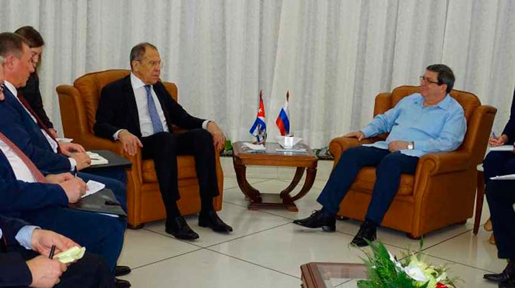 Cancilleres de Cuba, Bruno Rodríguez, y de Rusia, Serguéi Lavrov.