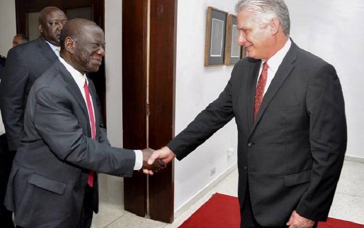 Díaz-Canel con el Vicepresidente de Uganda