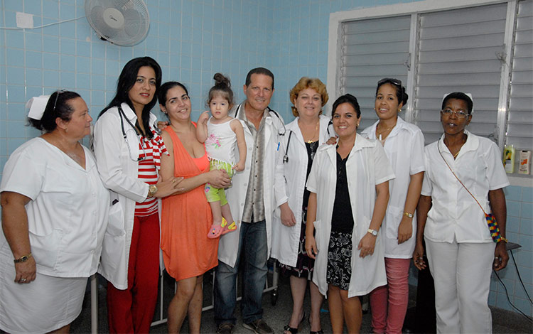 Médicos villaclareños