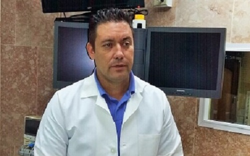 Dr. Raimundo Carmona Puerta