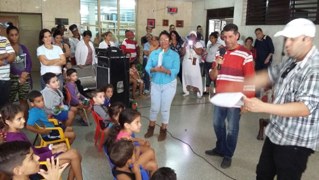 Proyecto Para una sonrisa, en el hospital pediátrico de Santa Clara.