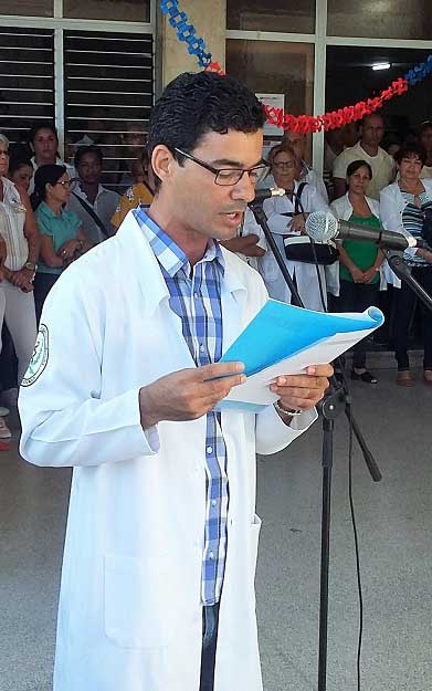 Dr. Yandry Alfonso Chang, vicedirector de asistencia médica Dr. Yandry Alfonso Chang, vicedirector de asistencia médica