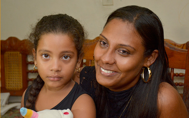 Doctora Eneri Bárbara Martínez, integrante del Programa Más Médicos en Brasil. Doctora Eneri Bárbara Martínez, integrante del Programa Más Médicos en Brasil.
