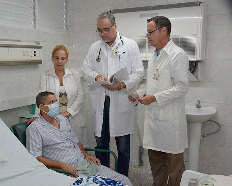 Equipo trasplante del Hospital Arnaldo Milián