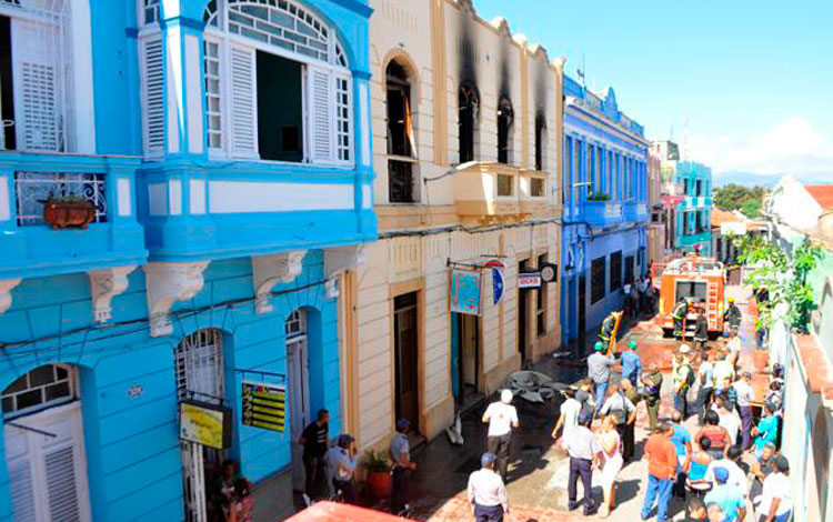 Incendio en Santiago de Cuba