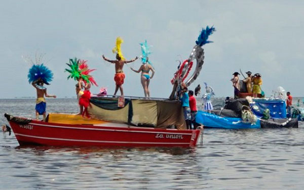 Carnaval acuático en Caibarién, Villa Clara.