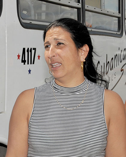 Jarys Hernández, jefa de Operaciones de la UEB í“mnibus Urbanos de Santa Clara. Jarys Hernández, jefa de Operaciones de la UEB í“mnibus Urbanos de Santa Clara.