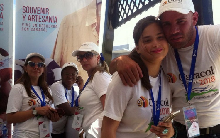 Trabajadores de Caracol en FitCuba
