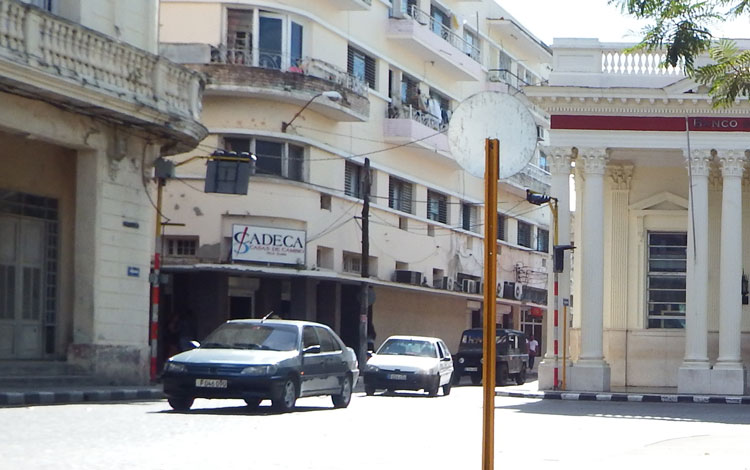 Esquina Cuba y Tristá.