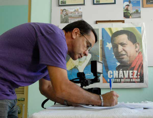 solidaridad-con-el-pueblo-de-bolivar-y-chavez2