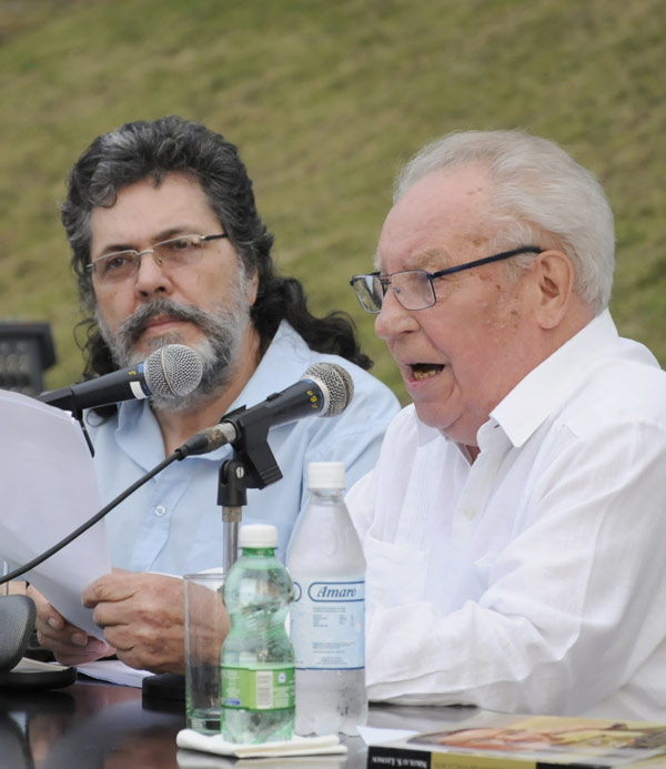 Presentación del libro Raúl Castro: un hombre en Revolución, en la plaza del Che, Villa Clara