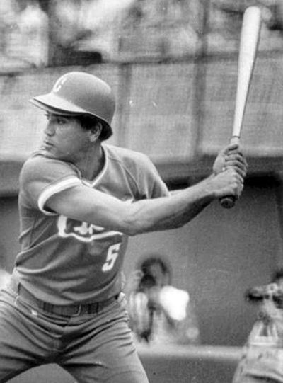 Antonio Muñoz en el equipo Cuba de béisbol.