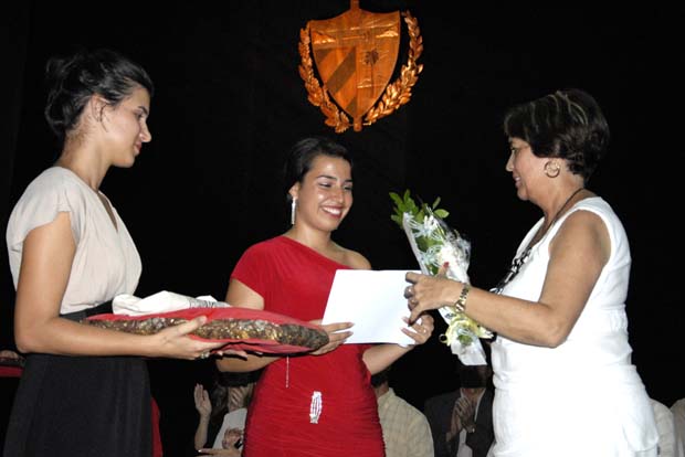 educacion-graduacion-uclv-rbv-02