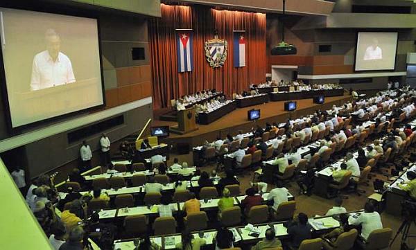 clausura-sesion-parlamento-cubano-foto-juvenal-balan