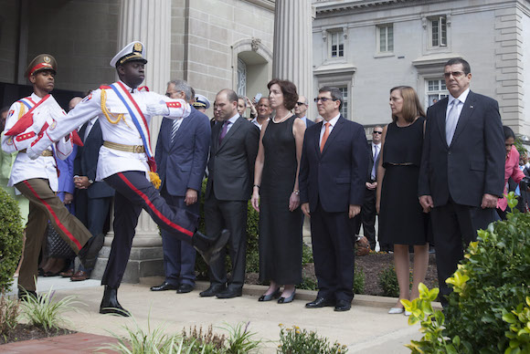 Personalidades presentes en reapertura de embajada de Cuba y EE.UU.