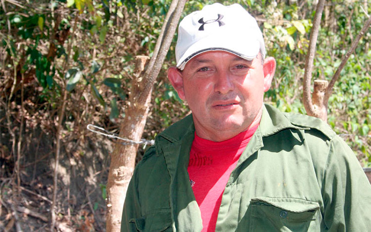 Ermesto Boche, apicultor de Manicaragua, Cuba.