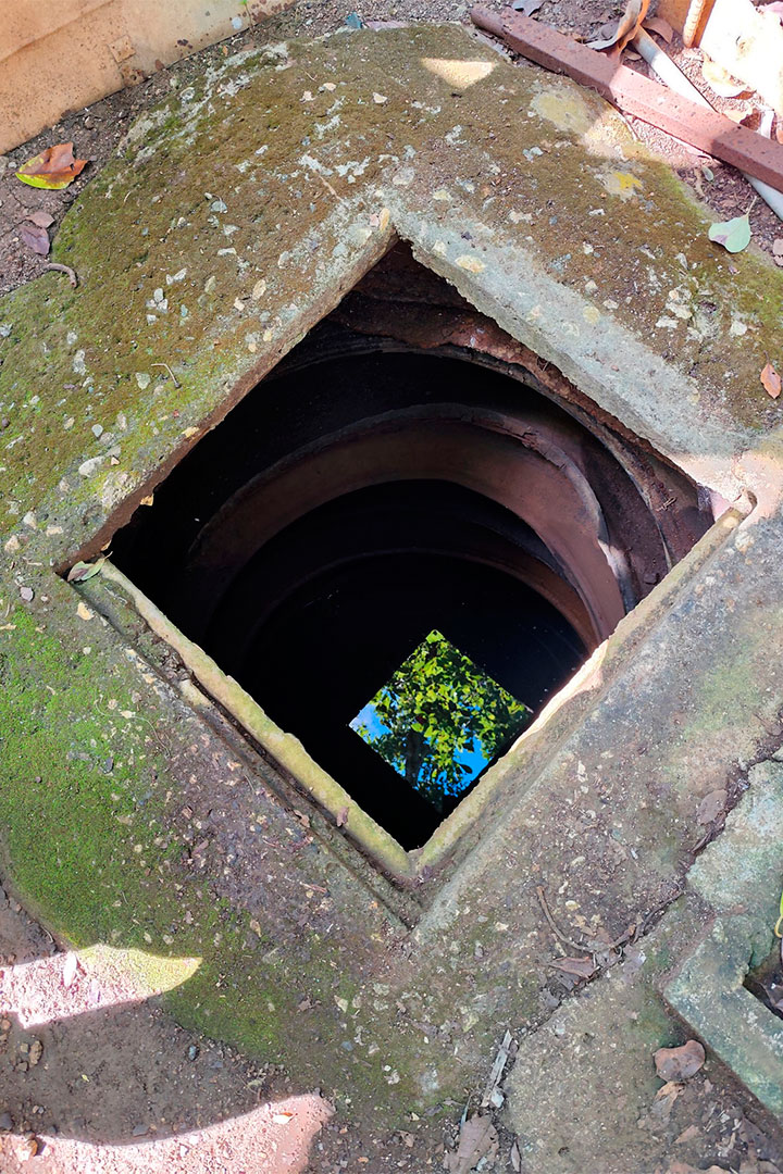 Pozo artesiano construido por Luis Vega Cuéllar.