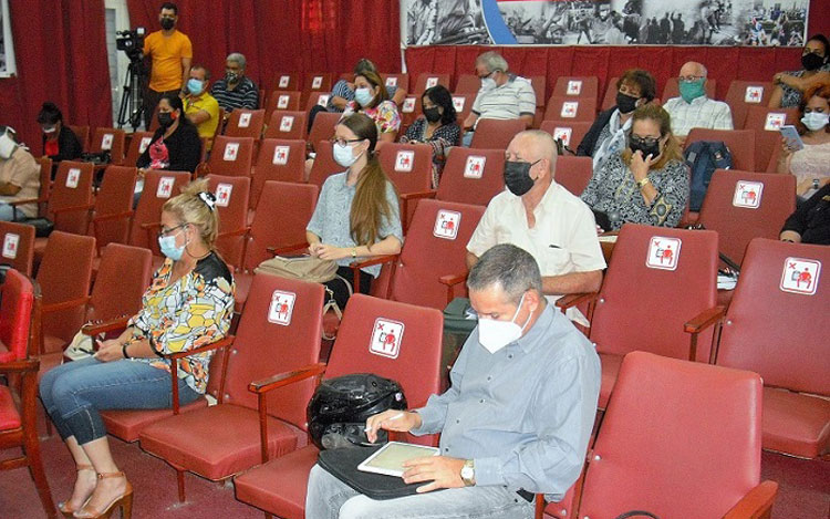 La sesión de abril correspondiente al Polo Científico Productivo dio paso al grupo de la Energía y al de Enfrentamiento al Cambio Climático.