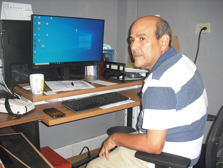 Máster Luis Orlando Pichardo Moya, coordinador provincial del proyecto de Resiliencia Costera por parte del Citma.