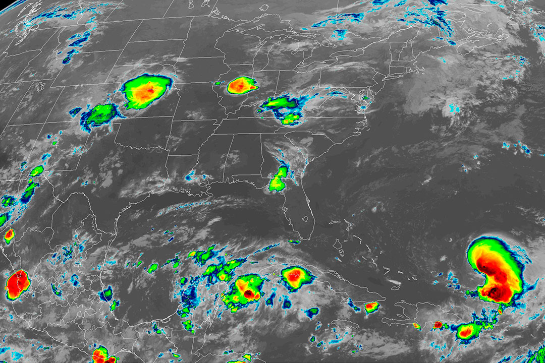 Áreas de lluvias en imagen del satélite.