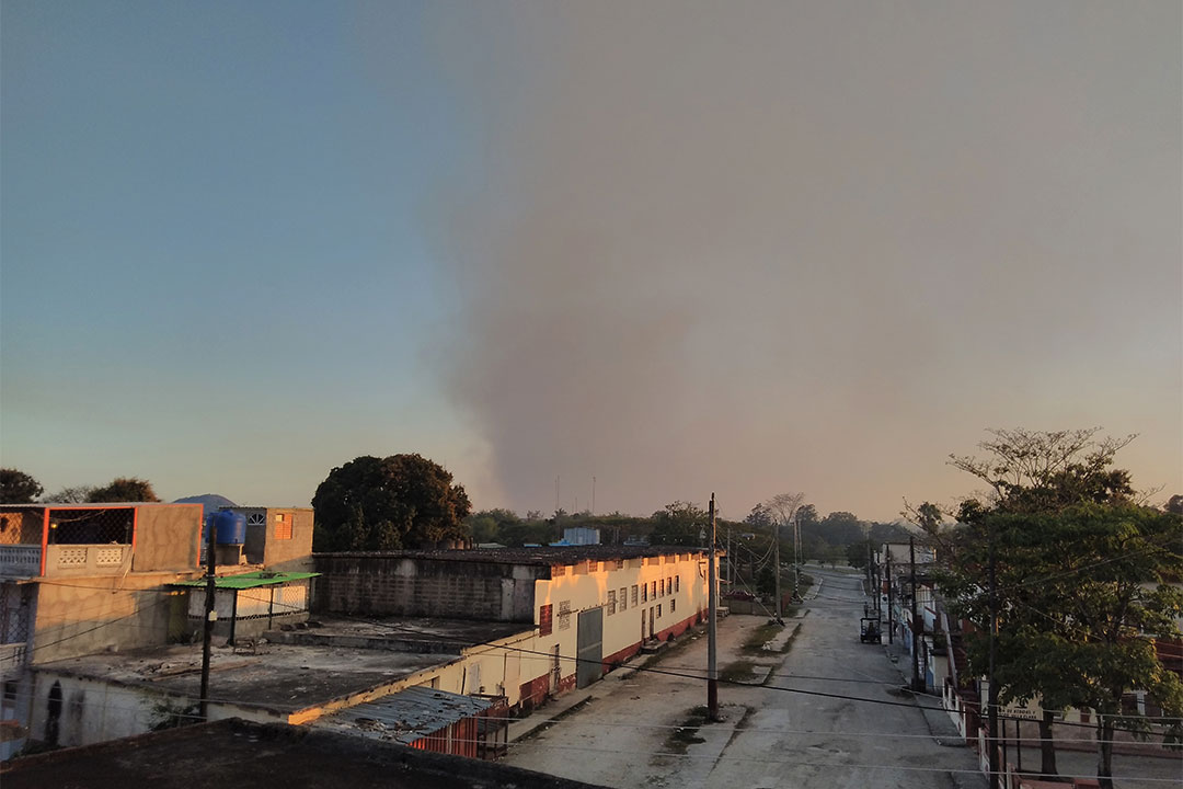 Degradación del aire por el humo en Santa Clara.