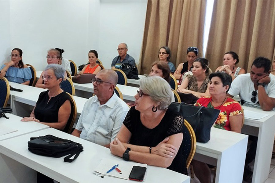 Participantes en el encuentro.