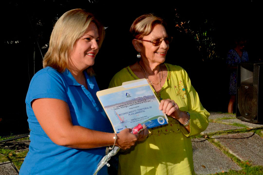 .- El Reconocimiento Playa Ambiental recayó en esta oportunidad en el Hotel Playa Cayo Santa María.