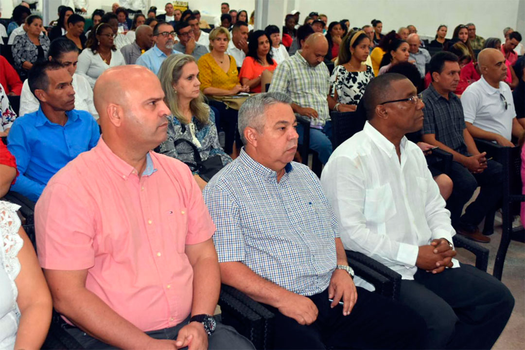 Acto nacional por el Día del Trabajador del Comercio, la Gastronomía y los Servicios.