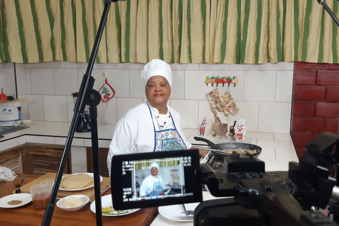 Elba Pérez Frómeta, chef del programa Con buen gusto, de Telecubanacán.