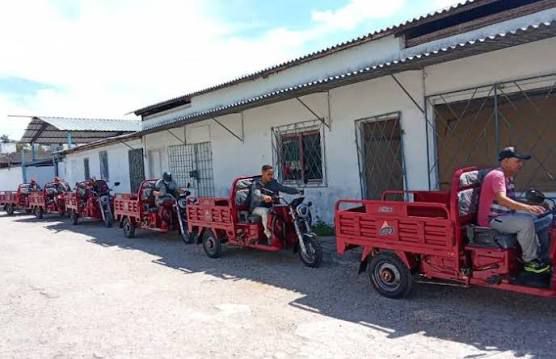 Triciclos eléctricos para la recogida de basura en Santa Clara.